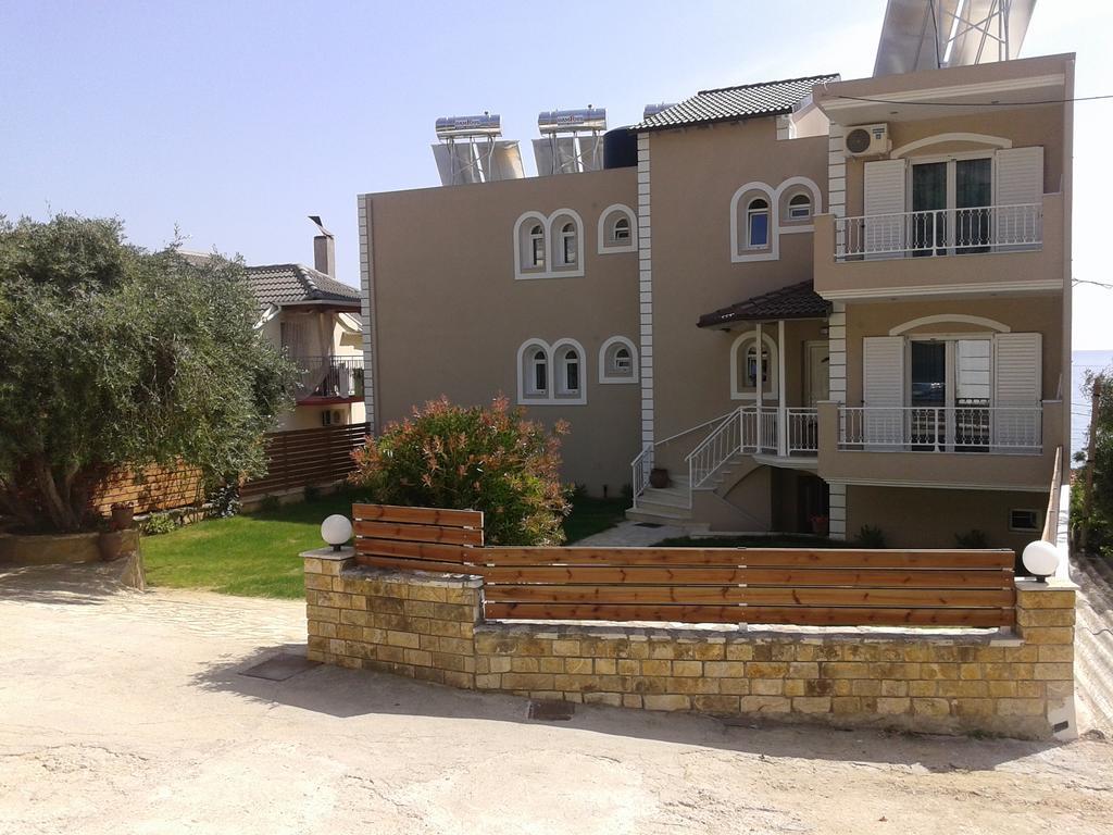Filanthi Apartments Paralia Vrachou Dış mekan fotoğraf