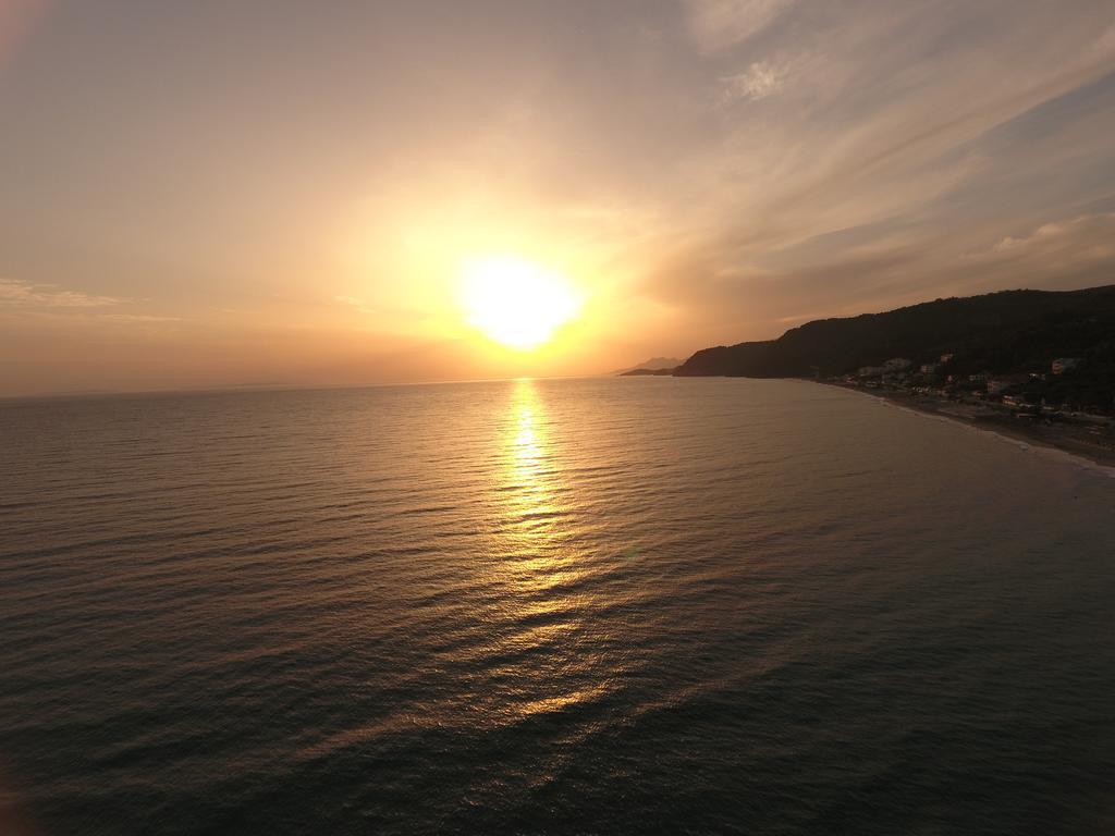 Filanthi Apartments Paralia Vrachou Dış mekan fotoğraf
