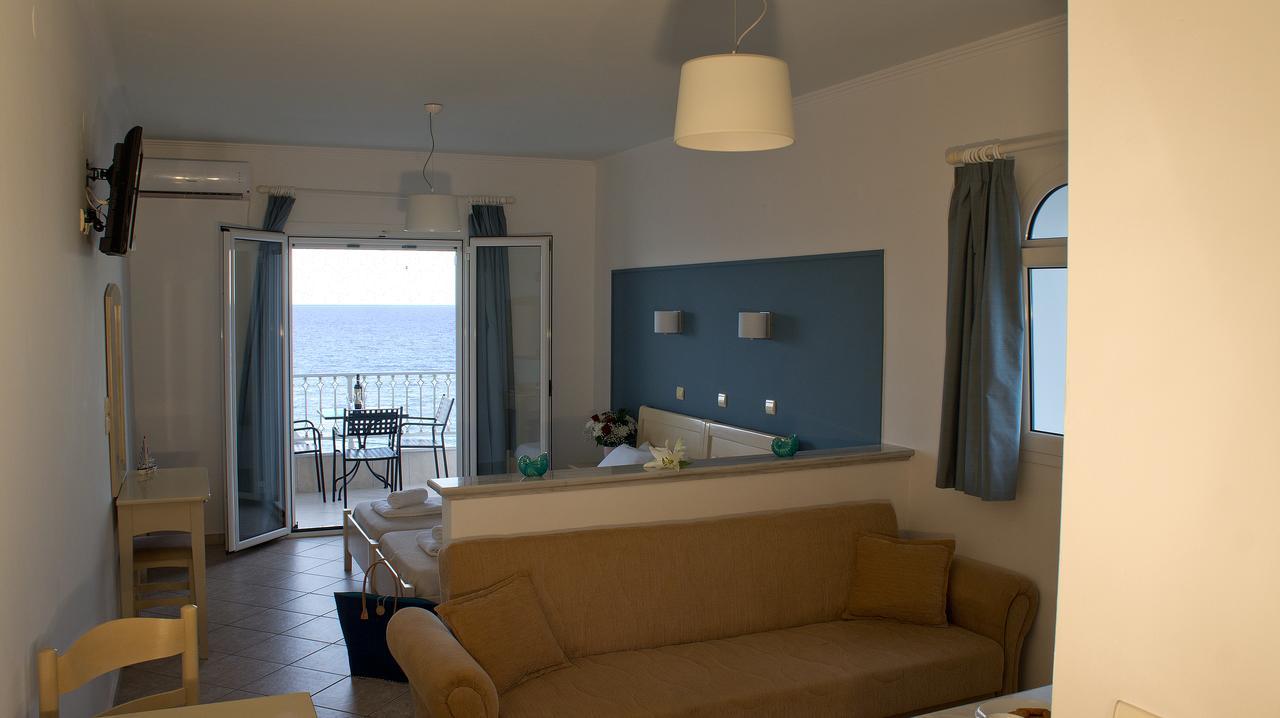 Filanthi Apartments Paralia Vrachou Dış mekan fotoğraf