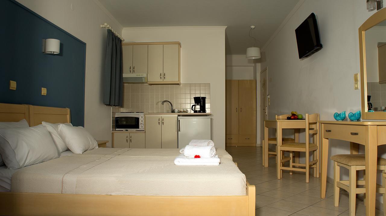 Filanthi Apartments Paralia Vrachou Dış mekan fotoğraf