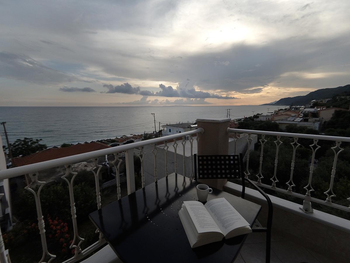 Filanthi Apartments Paralia Vrachou Dış mekan fotoğraf