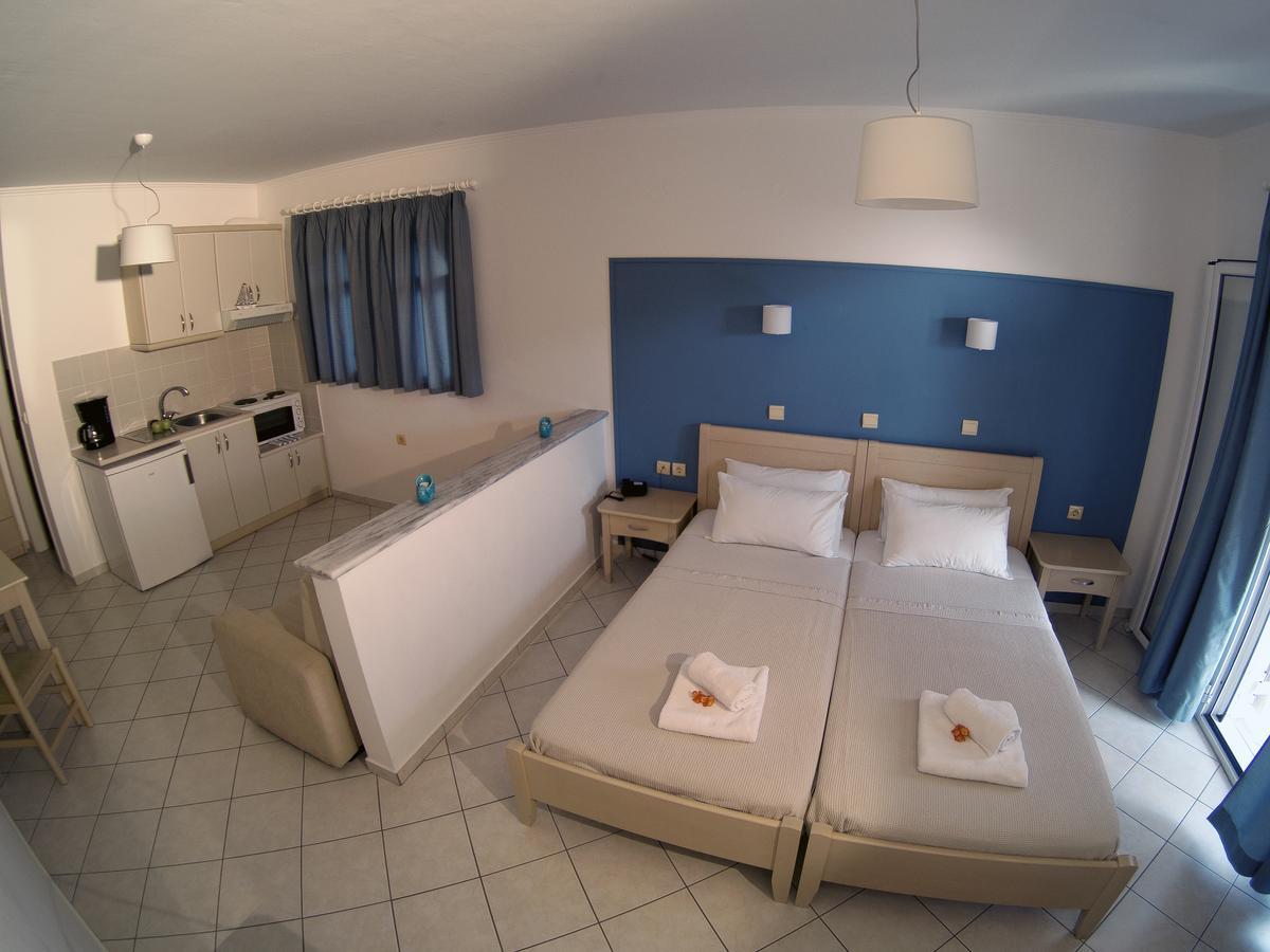 Filanthi Apartments Paralia Vrachou Dış mekan fotoğraf